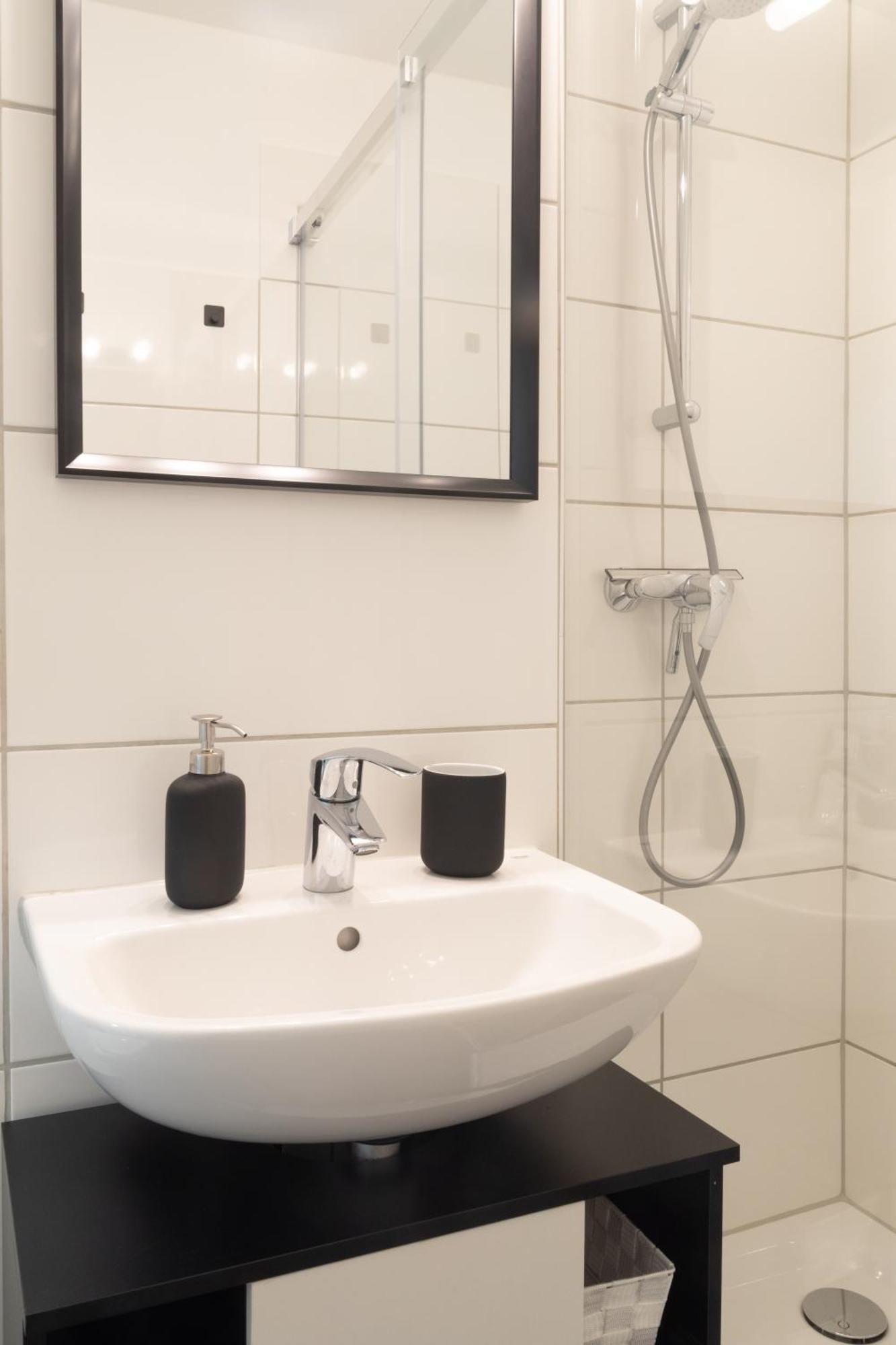 Home Shanti - Studio, Suedvorstadt, Balkon, Tv Λειψία Εξωτερικό φωτογραφία